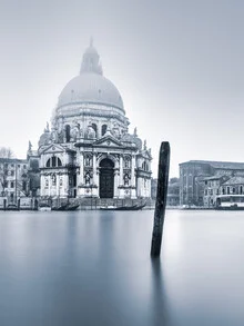 Photo art by Anke Butawitsch: moody long exposure of Santa Maria della Salute