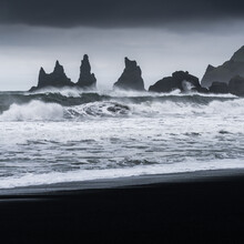 Anke Butawitsch, waves (Iceland, Europe)