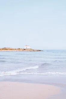 Photo art: Island in the sea with gentle waves and a Mediterranean vibe