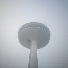 Fotokunst von Dennis Wehrmann: Langzeitbelichtung des Lighthouse Zero in Hamburg