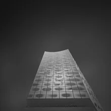 Photo art by Dennis Wehrmann: long exposure of the Elbphilharmonie in Hamburg
