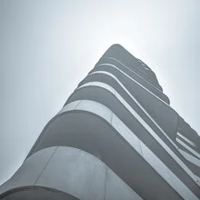 Photo art by Dennis Wehrmann: Fog envelops the Marco Polo Tower in Hamburg