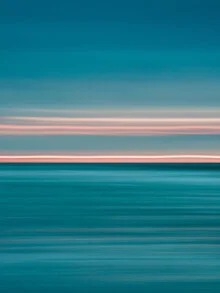 Photo art by Holger Nimtz: calm beach scene during the blue hour