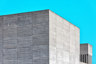 Michael Belhadi, National Theatre No. 05 - United Kingdom, Europe)