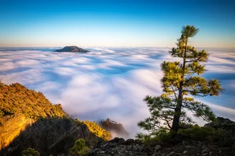 Cloudy seascape with soft colors and a calming sky