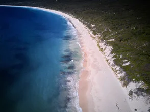 Photo art by Sandflypictures: serene beach with gentle waves in Australia