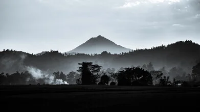 Photo art by Nicklas Walther: black and white landscape with mountains in Vietnam.