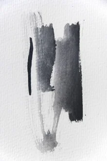 Illustration mit schwarzem Pinselstrich in Aquarellstil, beruhigende Komposition