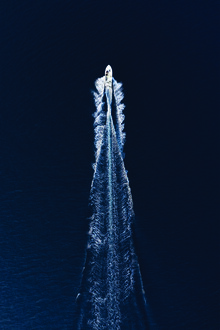 Studio Na.hili, Boat Trip Through Blue