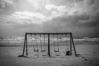Photo art by Timo Keitel: Children swinging over waves at the beach in Beirut
