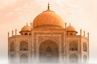 Fotokunst von Thomas Herzog: das Taj Mahal bei Sonnenuntergang mit reflektierendem Wasser