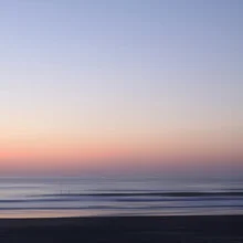 Photo art by Steffi Louis: gentle wave movements in the haze of a summer evening