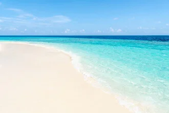 Beautiful beach in the Maldives - Fineart photography by Jan Becke