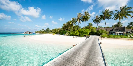 Tropische Insel auf den Malediven - fotokunst von Jan Becke