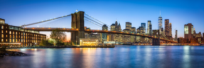 Jan Becke, Brooklyn Bridge in New York City (United States, North America)