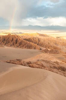 Photo art by Felix Dorn: gentle dune landscape with a rainbow in the background