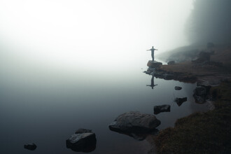 Ashley Groom, The edge