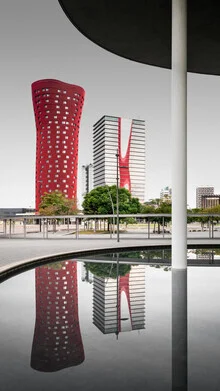 Photo art by Ronny Behnert: modern architecture shot with reflections