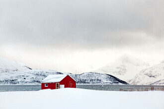 Victoria Knobloch, Hütte im Schnee (Norwegen, Europa)