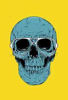 Illustration of a blue skull wearing glasses, humorously and vibrantly designed.