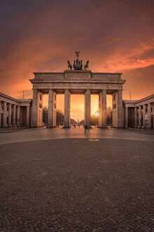 Photo art: Brandenburg Gate at sunset, warm light and calm atmosphere