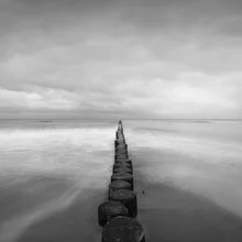 Photo by Thomas Wegner: gentle waves on the Baltic Sea beach.