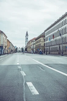 Photo art by Franz Sussbauer: calm Ludwigstraße in Munich during lockdown