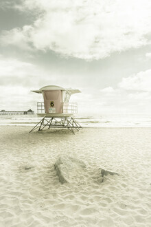 Melanie Viola, CALIFORNIA Imperial Beach | Vintage