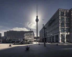 Photo art by Tillmann Konrad: solar eclipse over the city with the TV tower