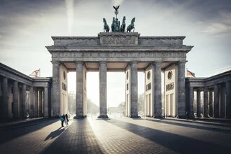 Photo art by Tillmann Konrad: people gaze at the Brandenburg Gate during sunset.