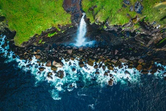Photo art by Lars Brauer: cliffs and waterfall at the coast of the Faroe Islands