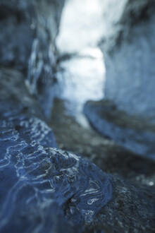 Max Saeling, Inside a Glacier (Island, Europa)
