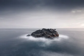 Photo art by Thomas Wegner: serene capture of the Breton coast in France