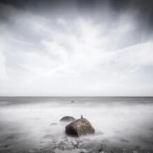 Photo art by Michael Schulz-dostal: calm crowd by the sea, gentle waves