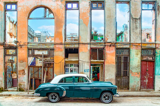 Miro May, Facade - Cuba, Latin America and Caribbean)