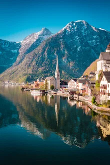 Photo art by Martin Wasilewski: peaceful morning over Hallstatt Lake