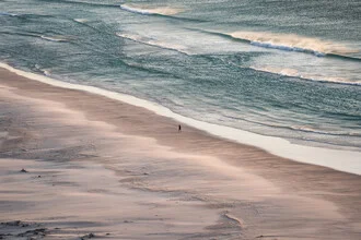 Photo art by Lina Jakobi: lonely walk by the sea in Cape Town
