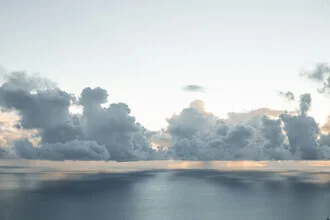 Fotokunst von Steffen Schulte-Lippern: Wolken über dem Ozean auf La Palma