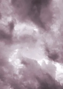Fotokunst von Studio Na.hili: zarte Wolken in sanften Rosa- und Blautönen