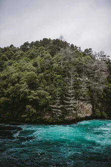 Photo art by Jessica Wiedemann: mountain river in New Zealand with turquoise waters