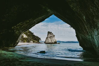 Photo art by Jessica Wiedemann: coastal landscape in New Zealand with rock formations