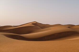 Jessica Wiedemann, Desert Structure - United Arab Emirates, Asia)