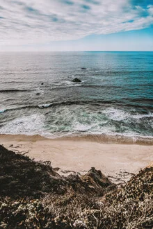 Photo art by Jessica Wiedemann: calm coastal landscape with gentle waves