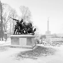 Black and white photo art featuring the Victory Column in fog, winter mood in Berlin.
