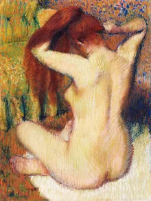 Illustration einer Frau, die sich die Haare kämmt, in sanften Farben gehalten.